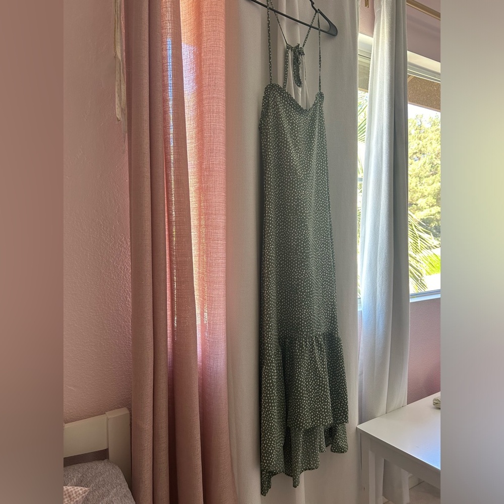Beautiful green adjustable/asymmetrical dress